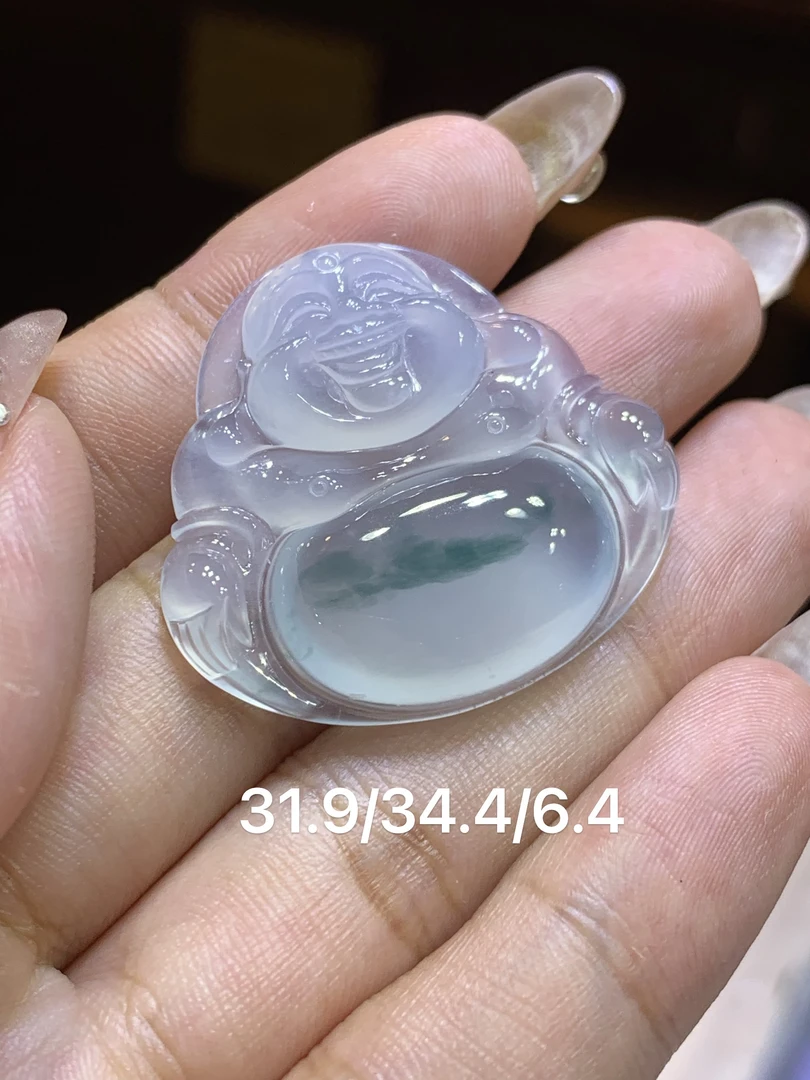缅甸天然翡翠A货，冰飘花佛公，水润通透十分耐看，体态巨立体可裸戴