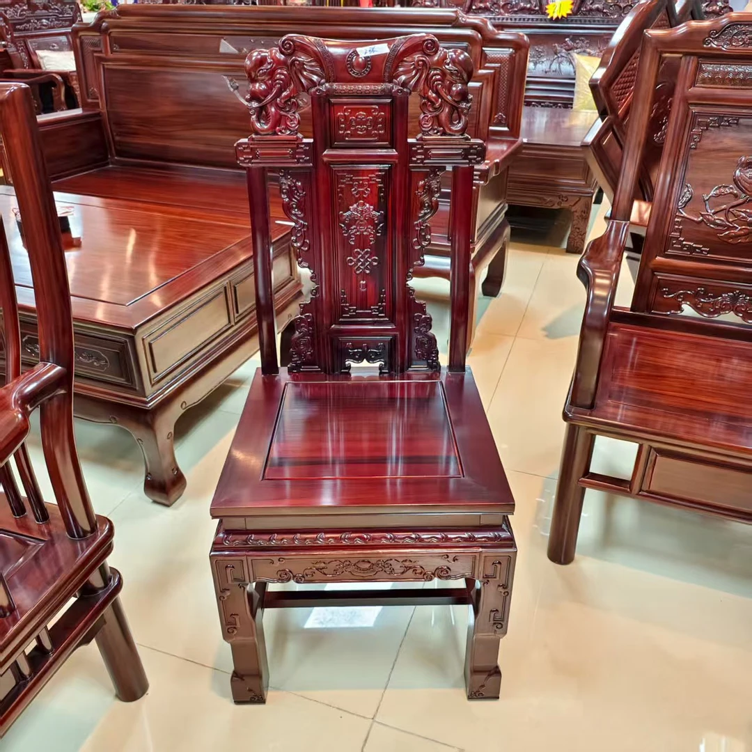 酸枝木 蝙蝠象头餐椅尺寸：长47宽46坐高46背高107