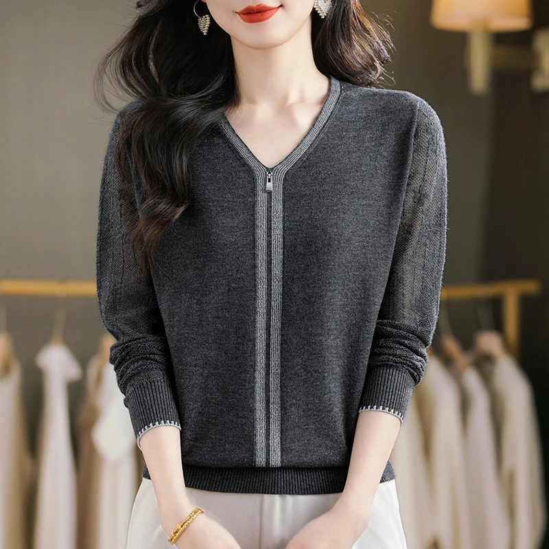 早秋薄款蕾丝长袖针织上衣女秋装2025新款妈妈V领毛衣春秋打底衫