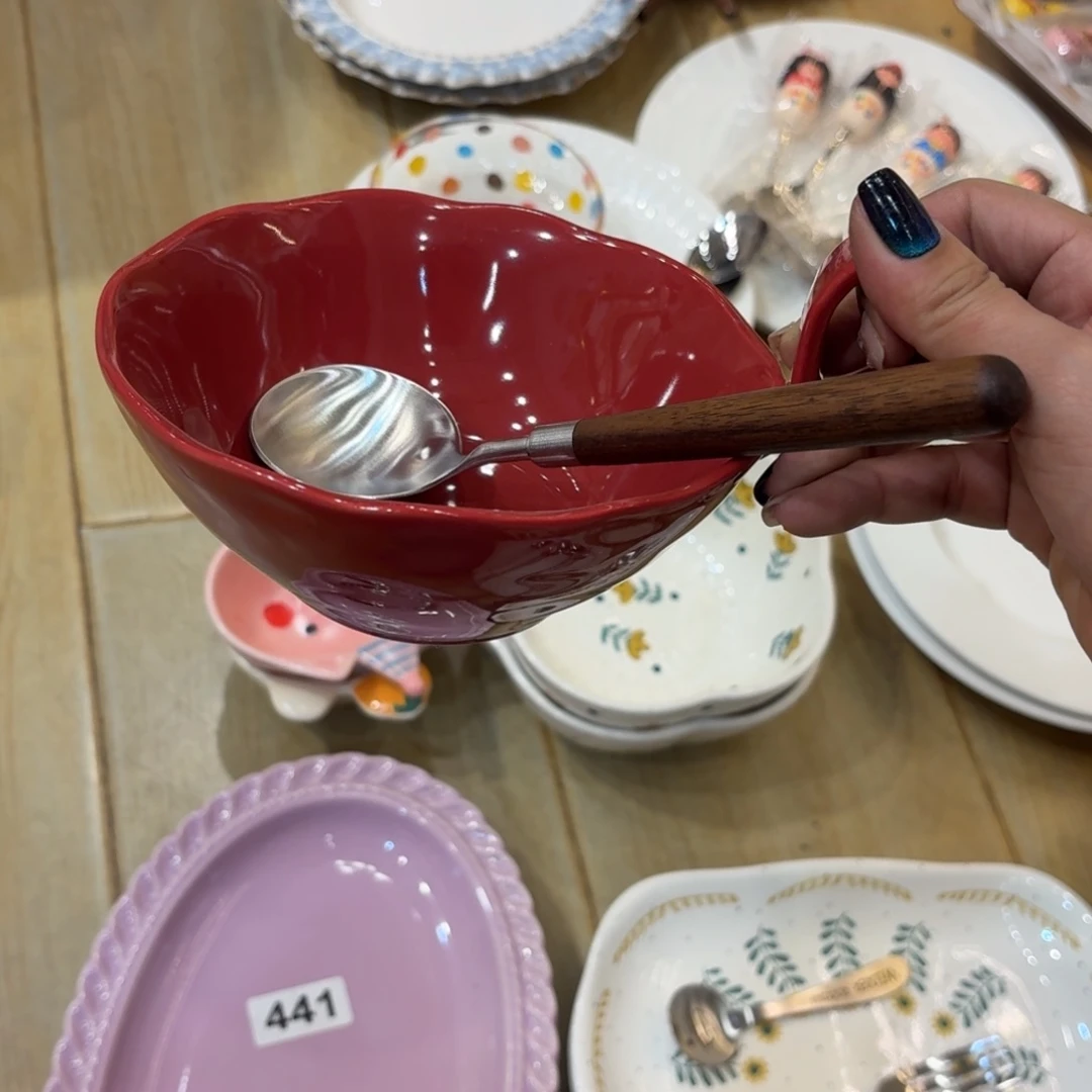 瓷两个两个两个两个