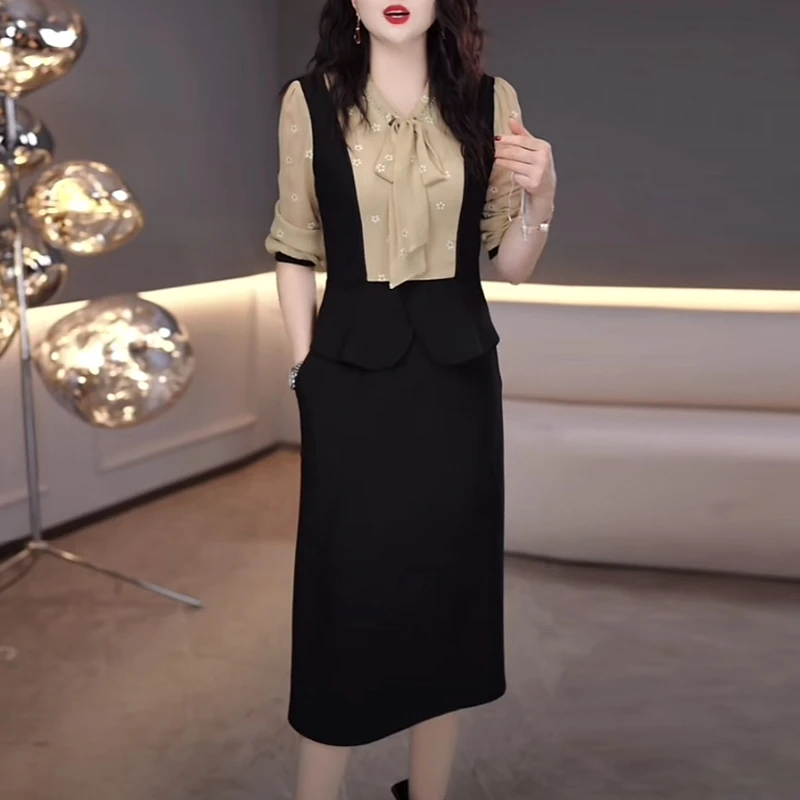 轻羽丝名媛气质2025春季新款黑色修身显瘦长袖假两件打底连衣裙子