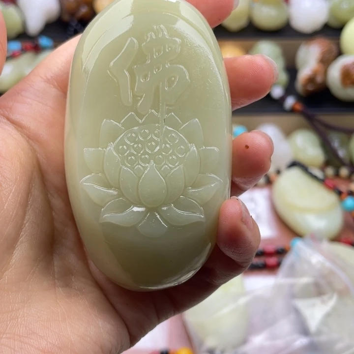 第***九石材天然古青石手把件