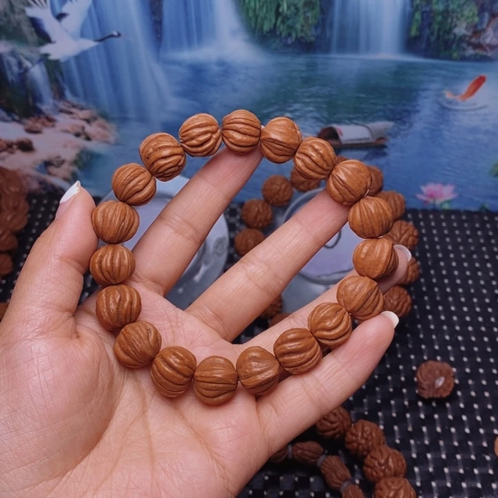 桃核吊坠龙纹桃核