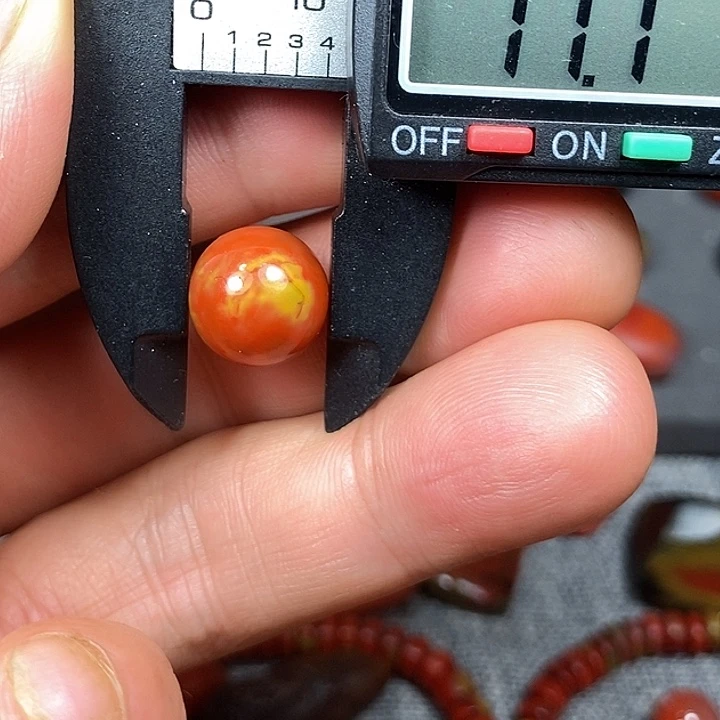 未镶嵌南红玛瑙挂件