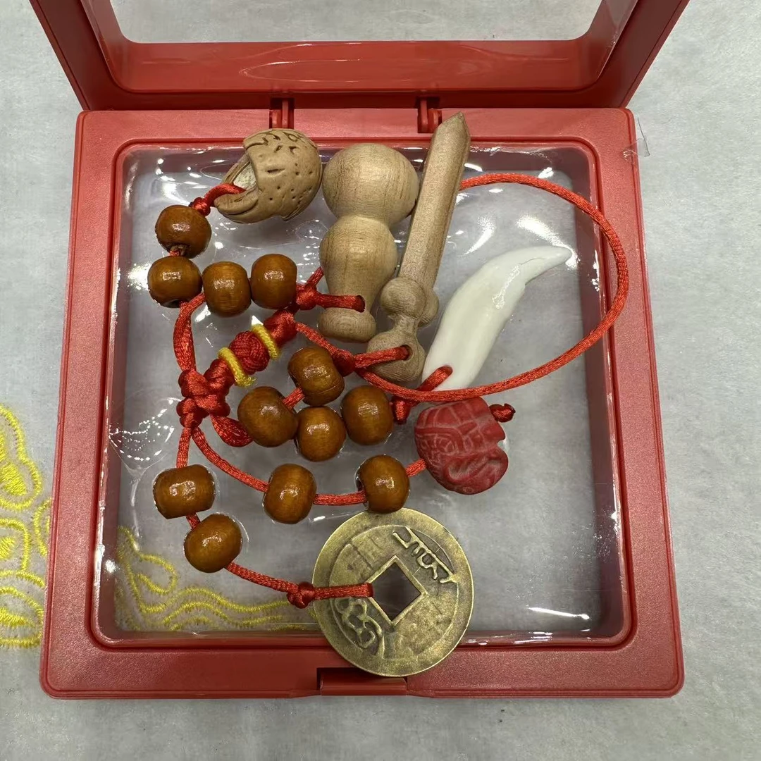 【举石珠宝】T1221-127-800个性挂件（一件）