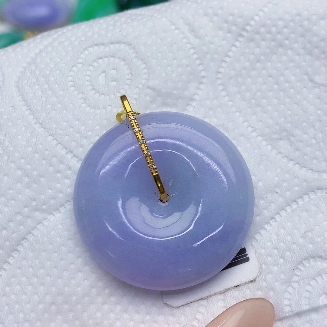 颈饰18K金镶嵌翡翠