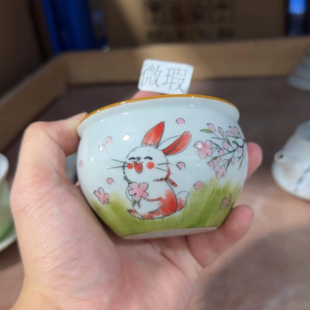 釉下手绘茶具微瑕