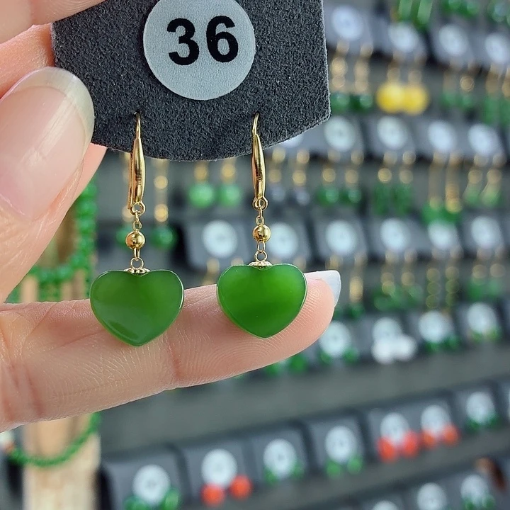 和田玉18K金镶嵌耳饰