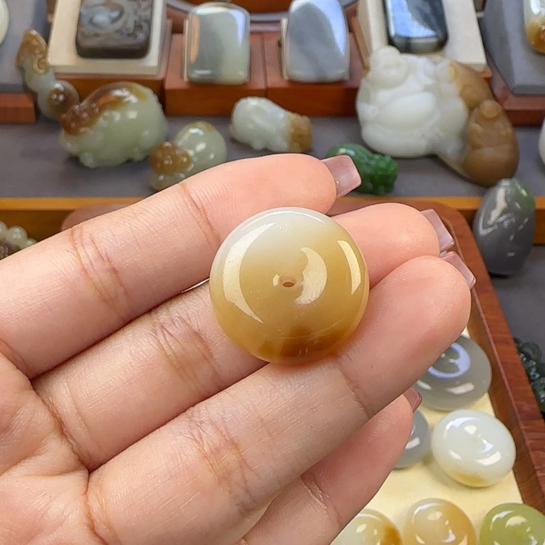 【闪购商品】和田玉未镶嵌颈饰L*P