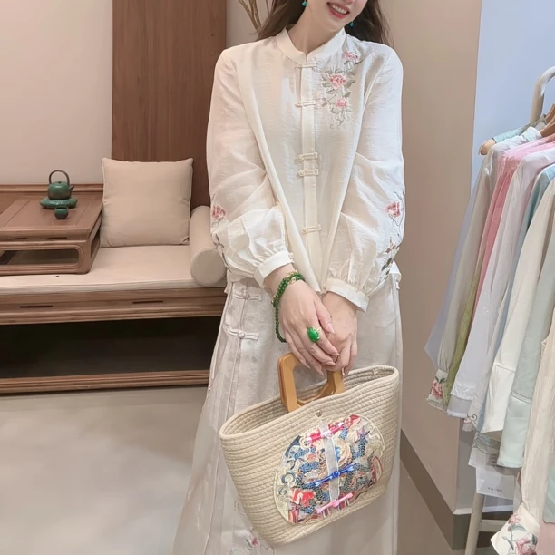 『蝶家』新中式国风刺绣长袖上衣6112