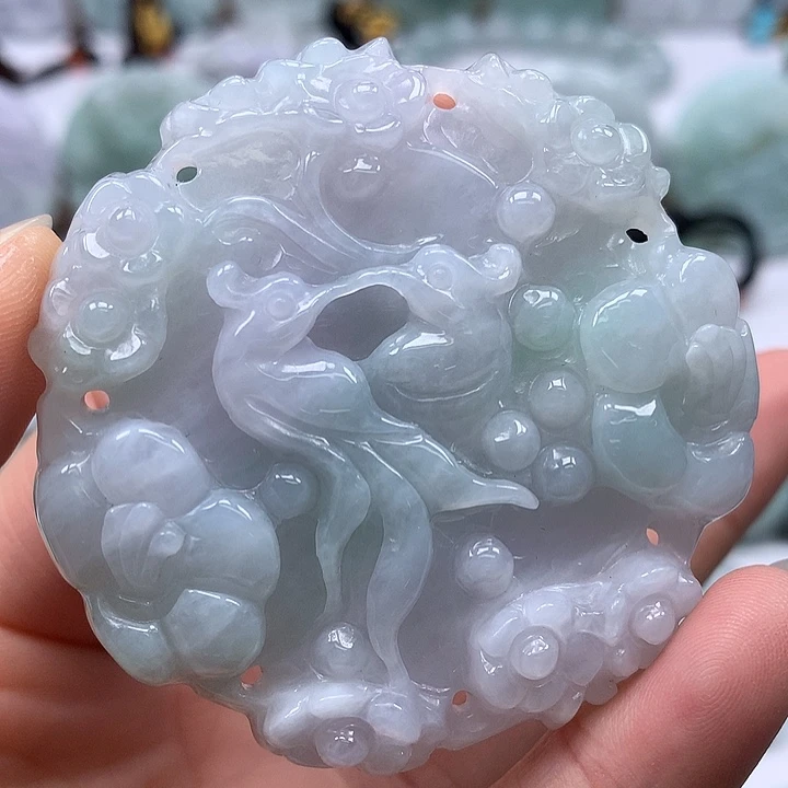 翡翠未镶嵌颈饰花开富贵两面工艺福利卡厚11.9