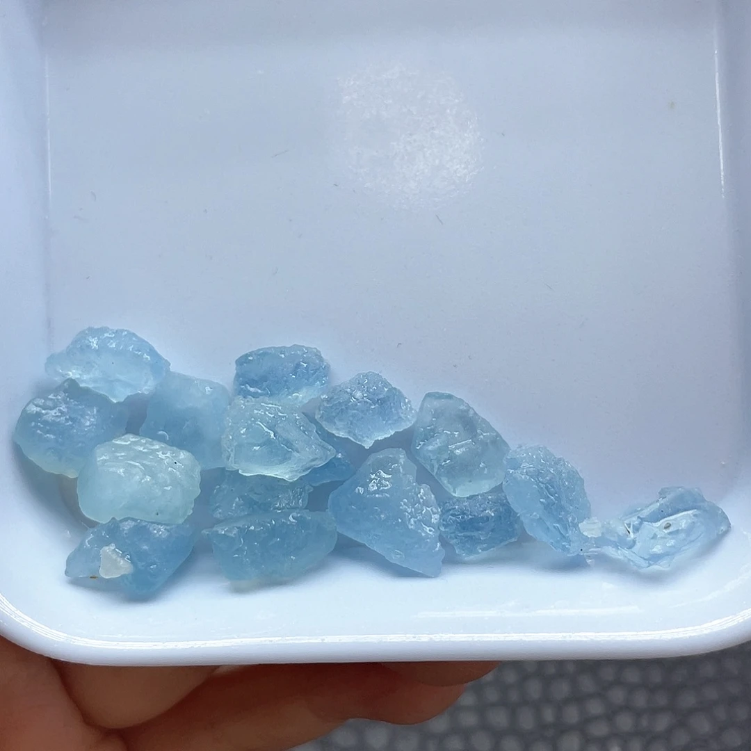 未镶嵌水晶珠宝半成品51海蓝宝碎石块