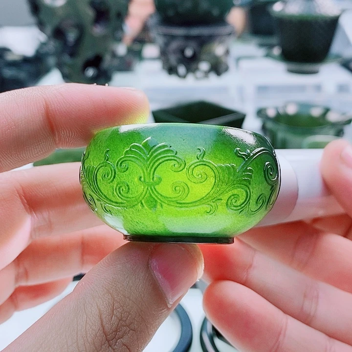 和田玉（青玉）未镶嵌把件