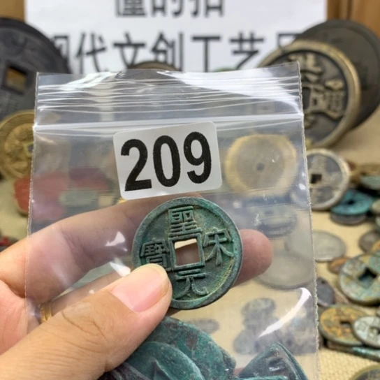 古***木铜现代文创工艺品