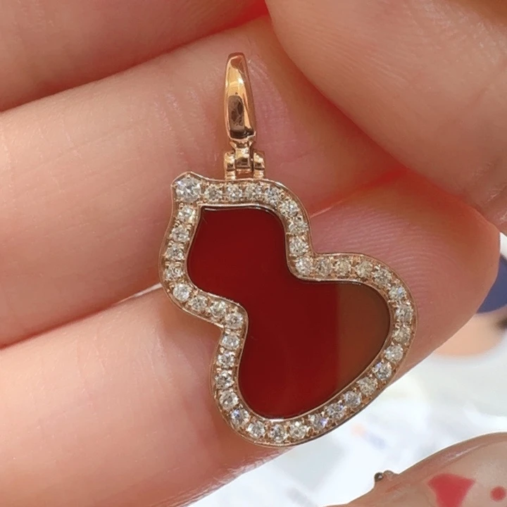 钻石吊坠(不含链)18K金镶嵌葫芦吊坠