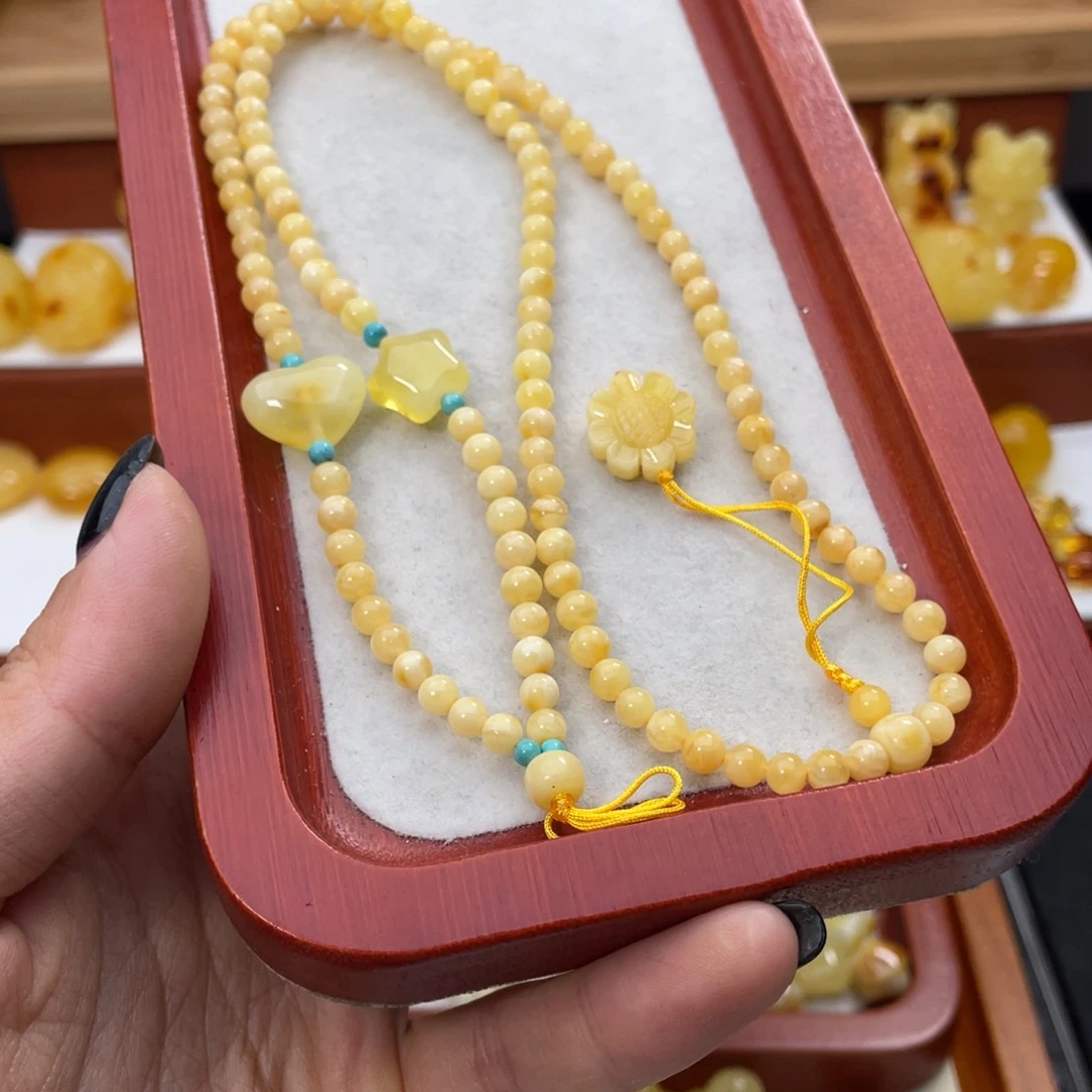 未镶嵌吊坠(赠链)琥珀