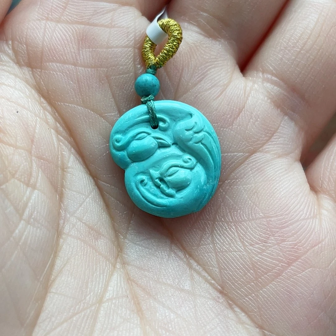 绿松石颈饰未镶嵌