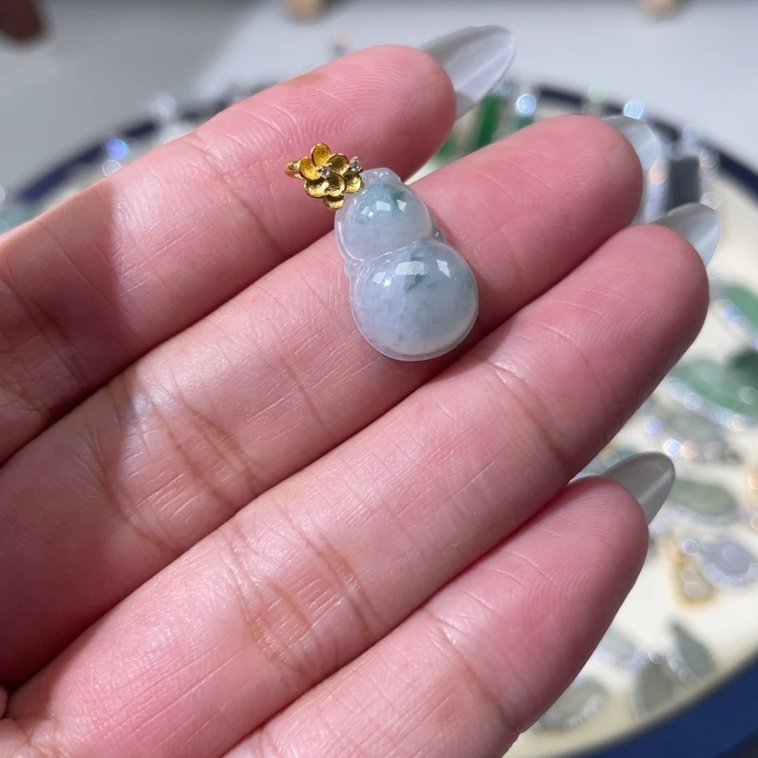颈饰银S925镶嵌翡翠葫芦