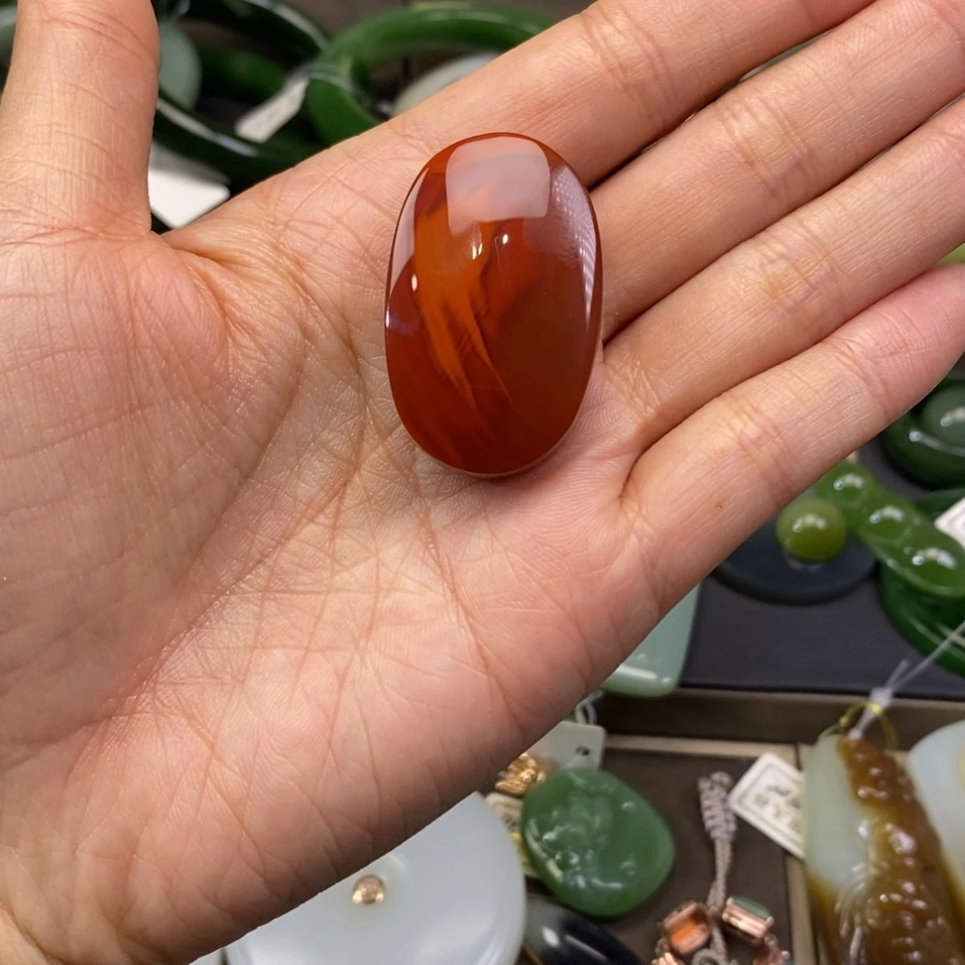 妩***光南红玛瑙未镶嵌颈饰