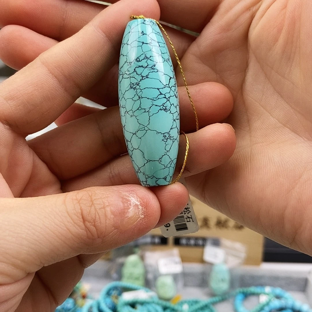 未镶嵌绿松石珠宝奇石