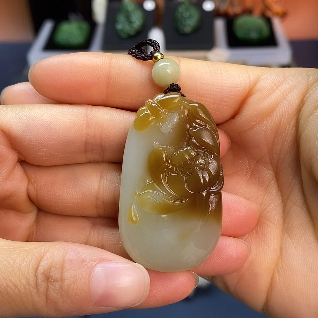 和田玉未镶嵌吊坠(不含链)