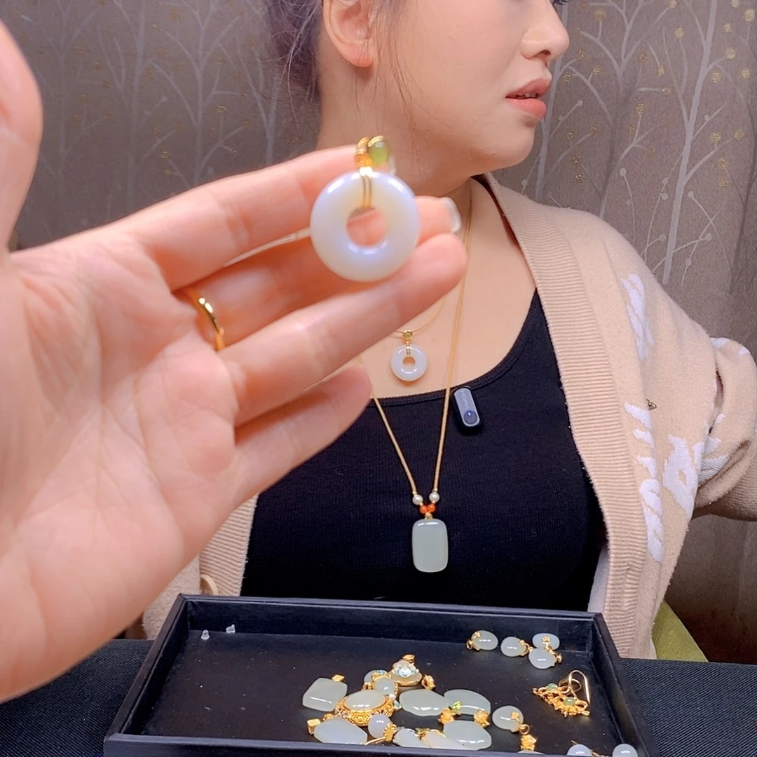 和田玉银S925镶嵌颈饰