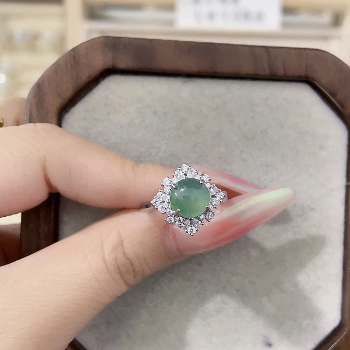 翡翠未镶嵌颈饰天然翡翠Ａ货