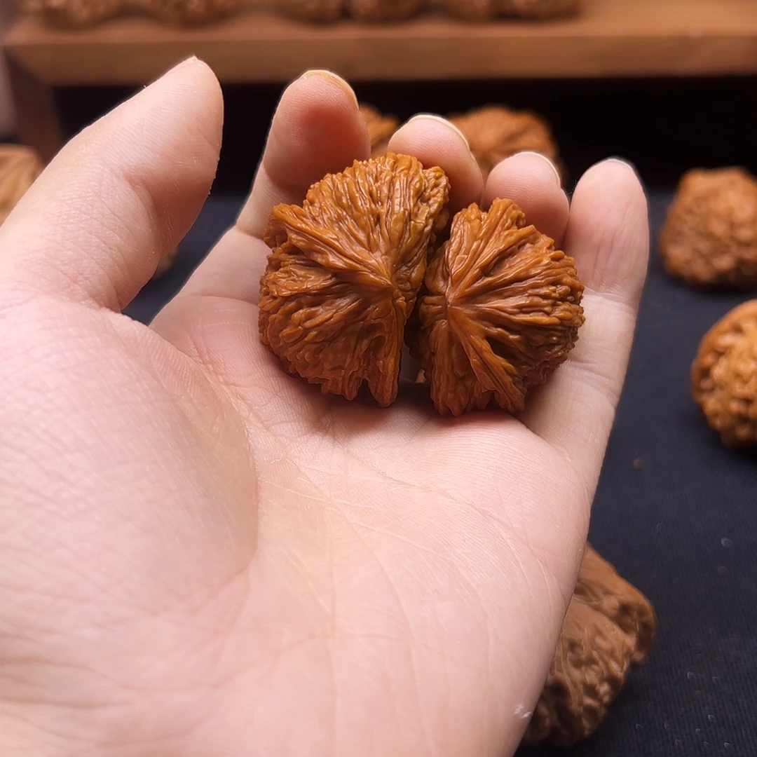 核桃把件南疆半壁同果