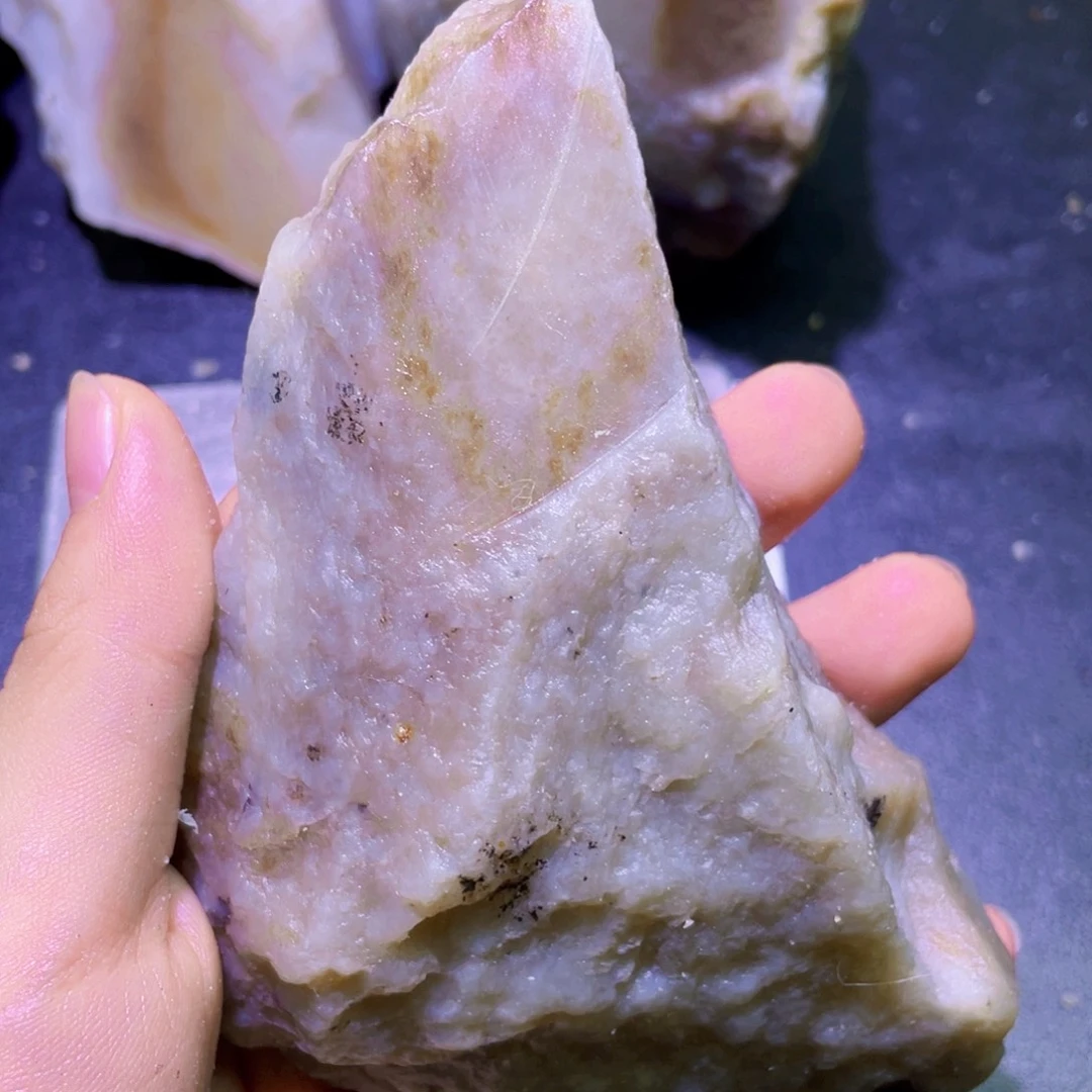 未镶嵌和田玉珠宝半成品
