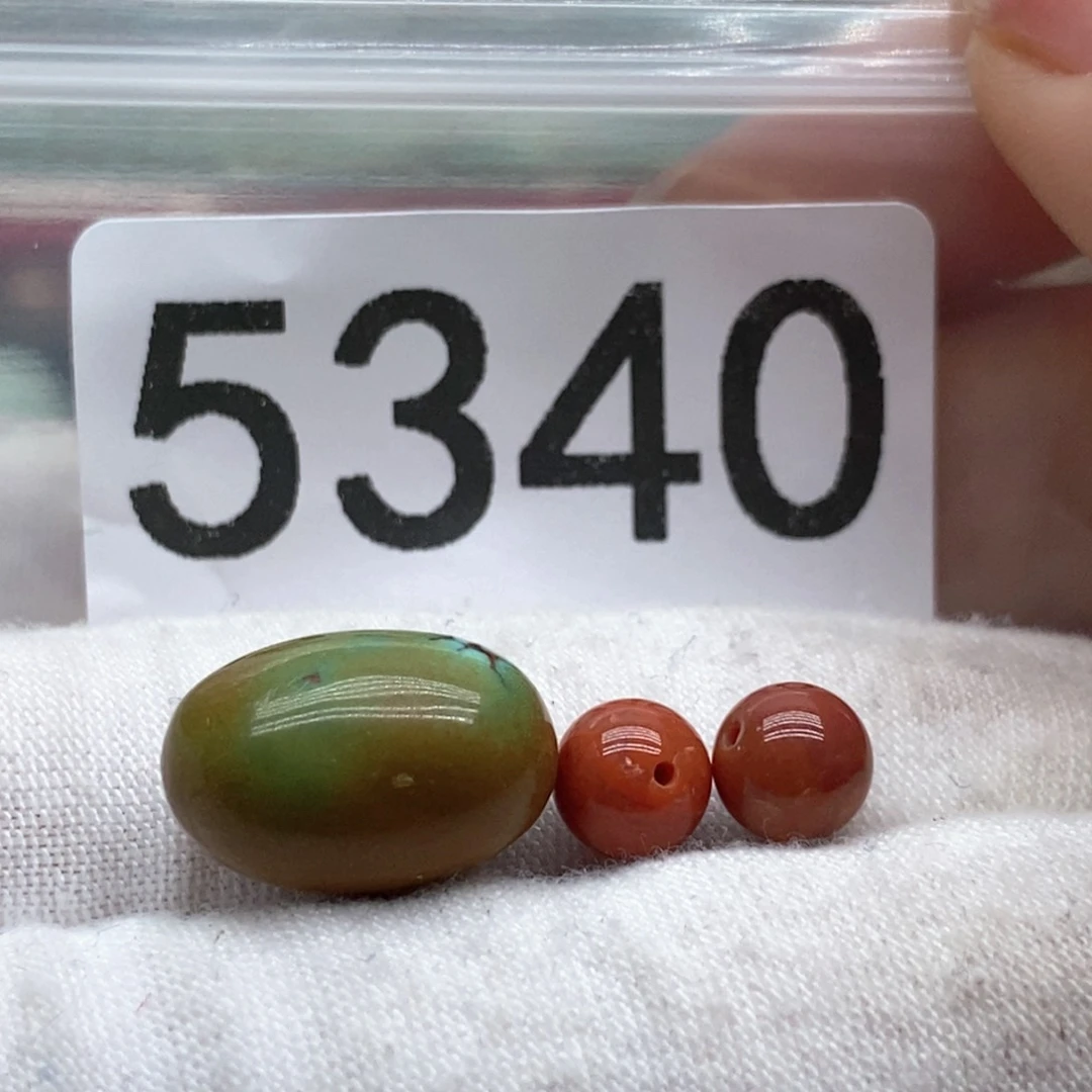 南红玛瑙未镶嵌颈饰