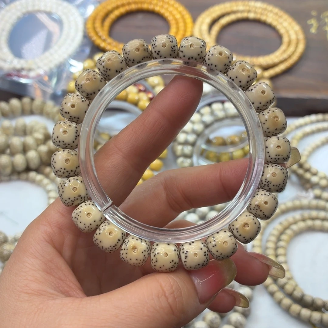 吊坠星月菩提10×9牛眼睛