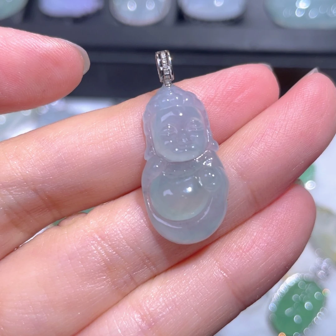 颈饰18K金镶嵌翡翠翡翠