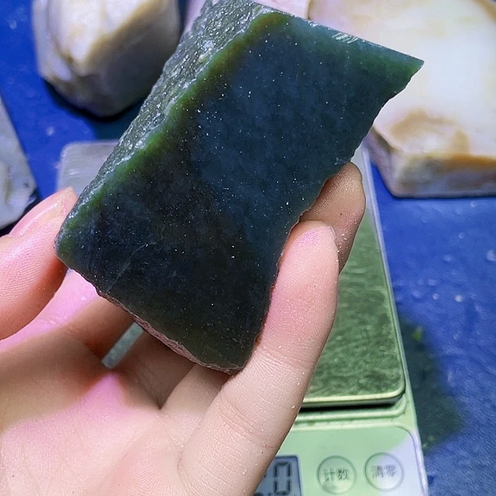 和田玉（糖玉）未镶嵌珠宝半成品