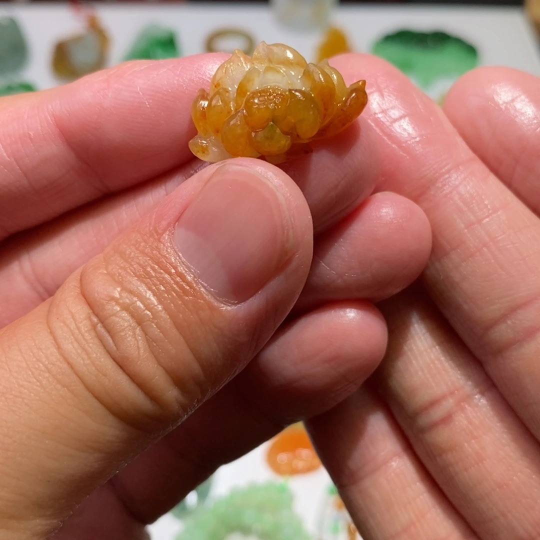 未镶嵌定制翡翠吊坠