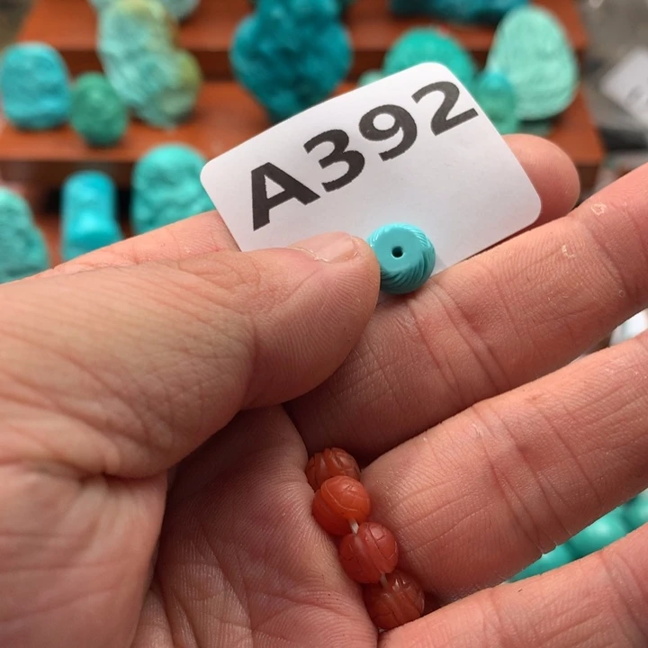 南红玛瑙未镶嵌珠宝奇石