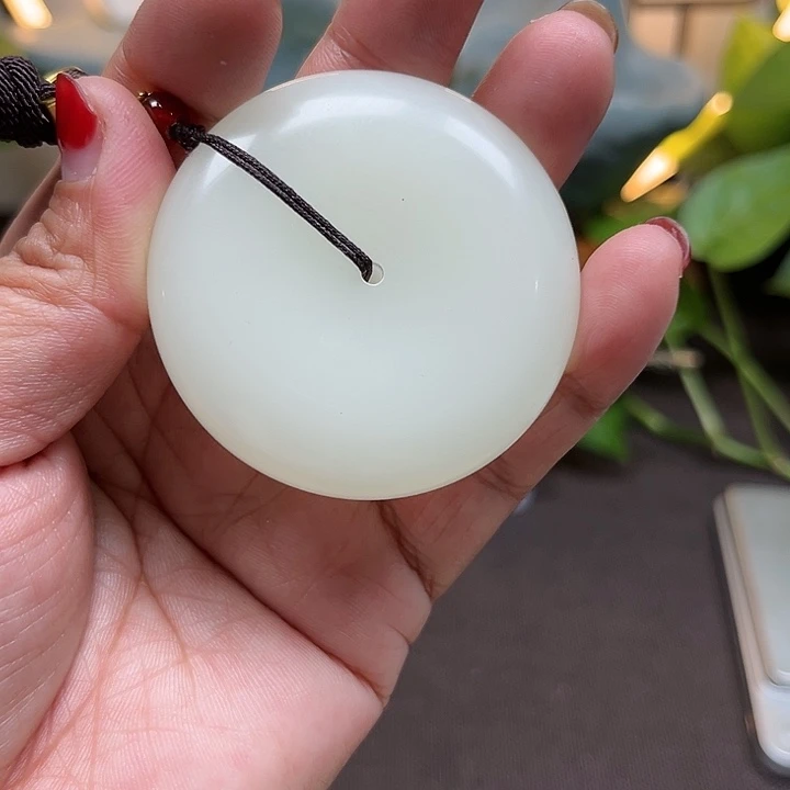 和田玉手串未镶嵌