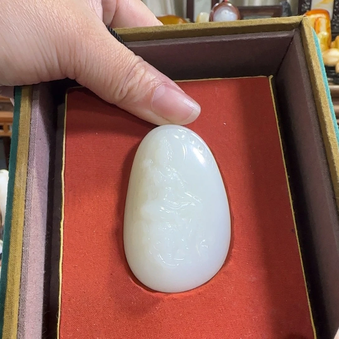 和田玉未镶嵌挂件
