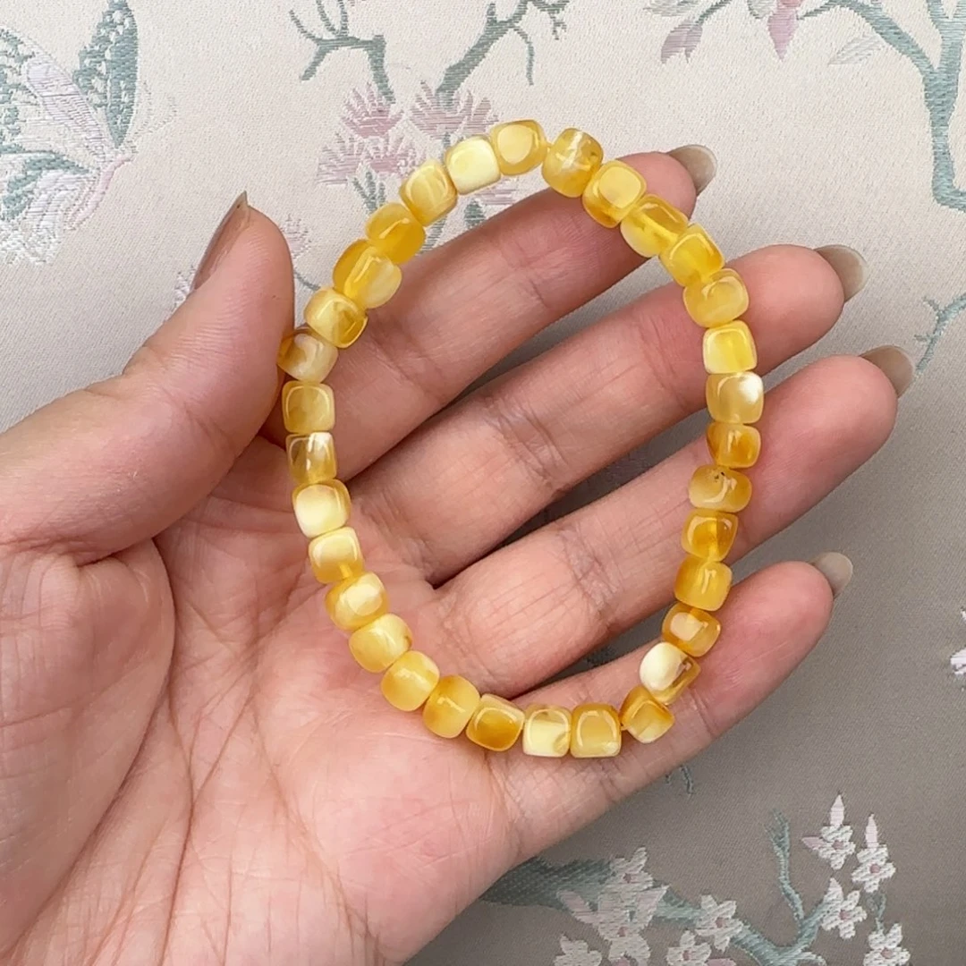 蜜蜡手链未镶嵌Wwerrtyyuuiiiiuuy