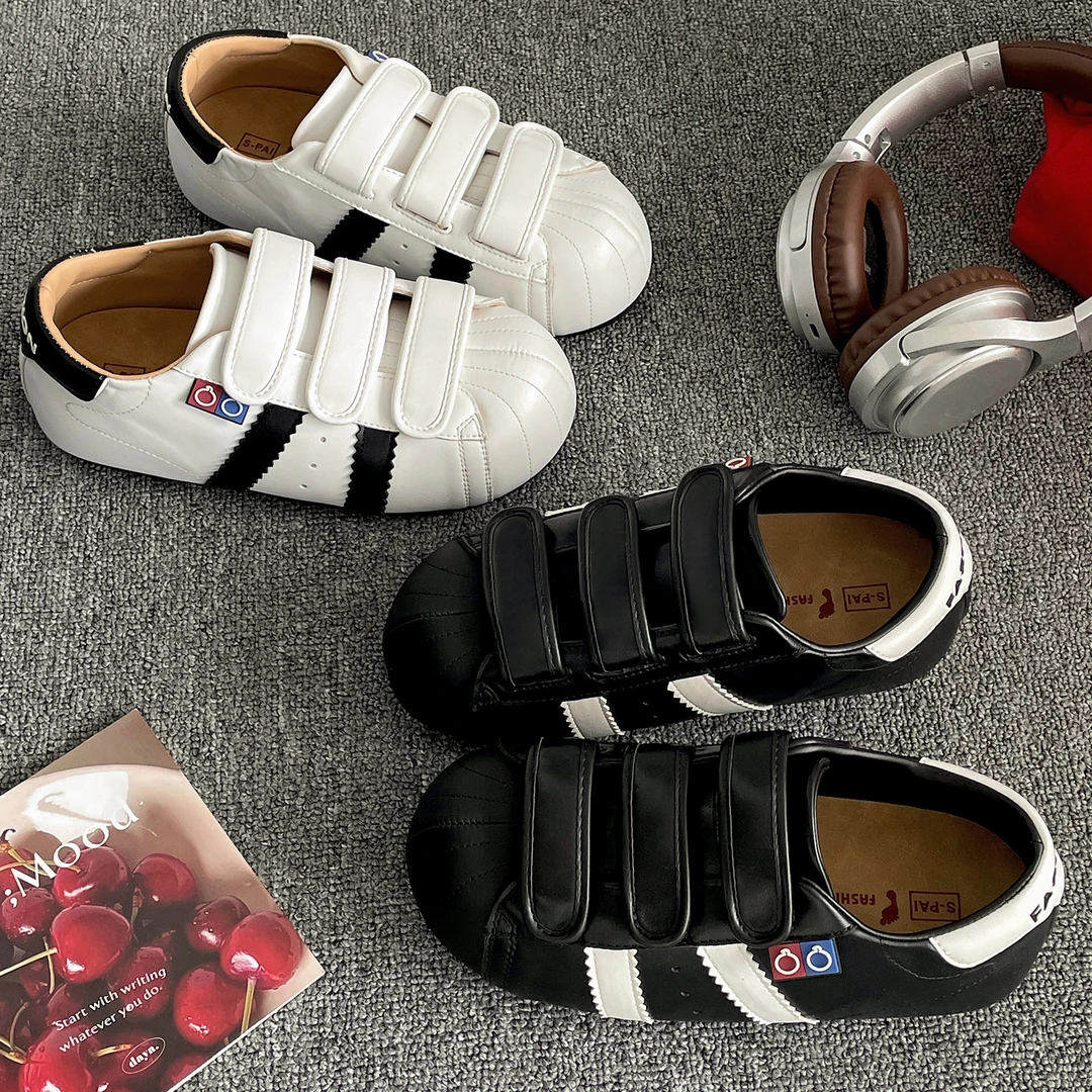 南在南方黑色复古内增高平底阿甘德训鞋女秋2025新款软底休闲板鞋