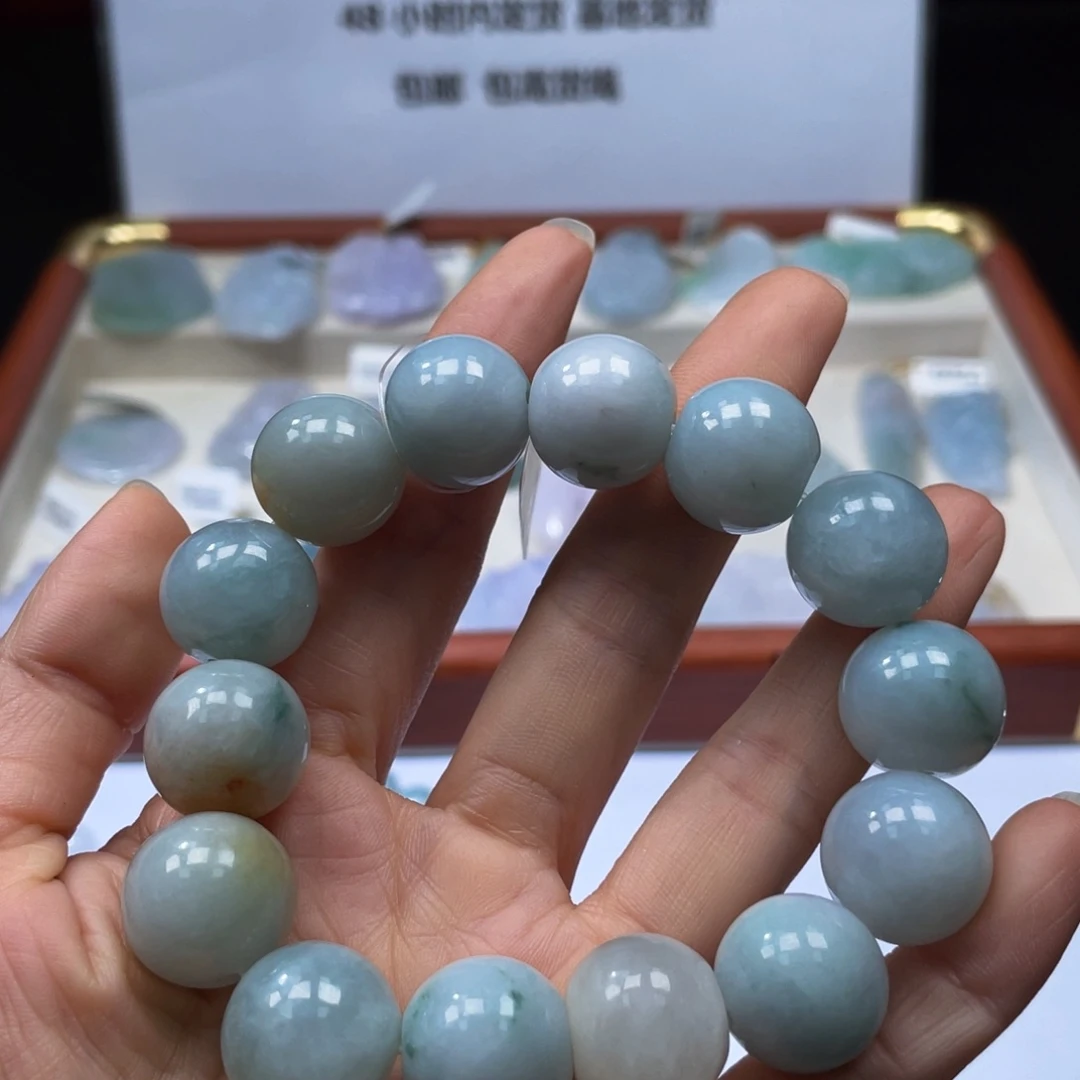 翡翠未镶嵌颈饰翡翠19