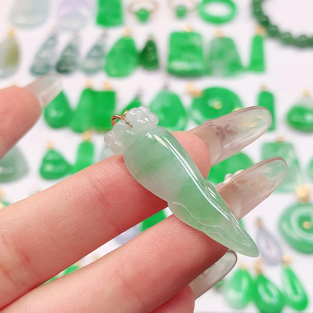 翡翠18K金镶嵌吊坠(不含链)