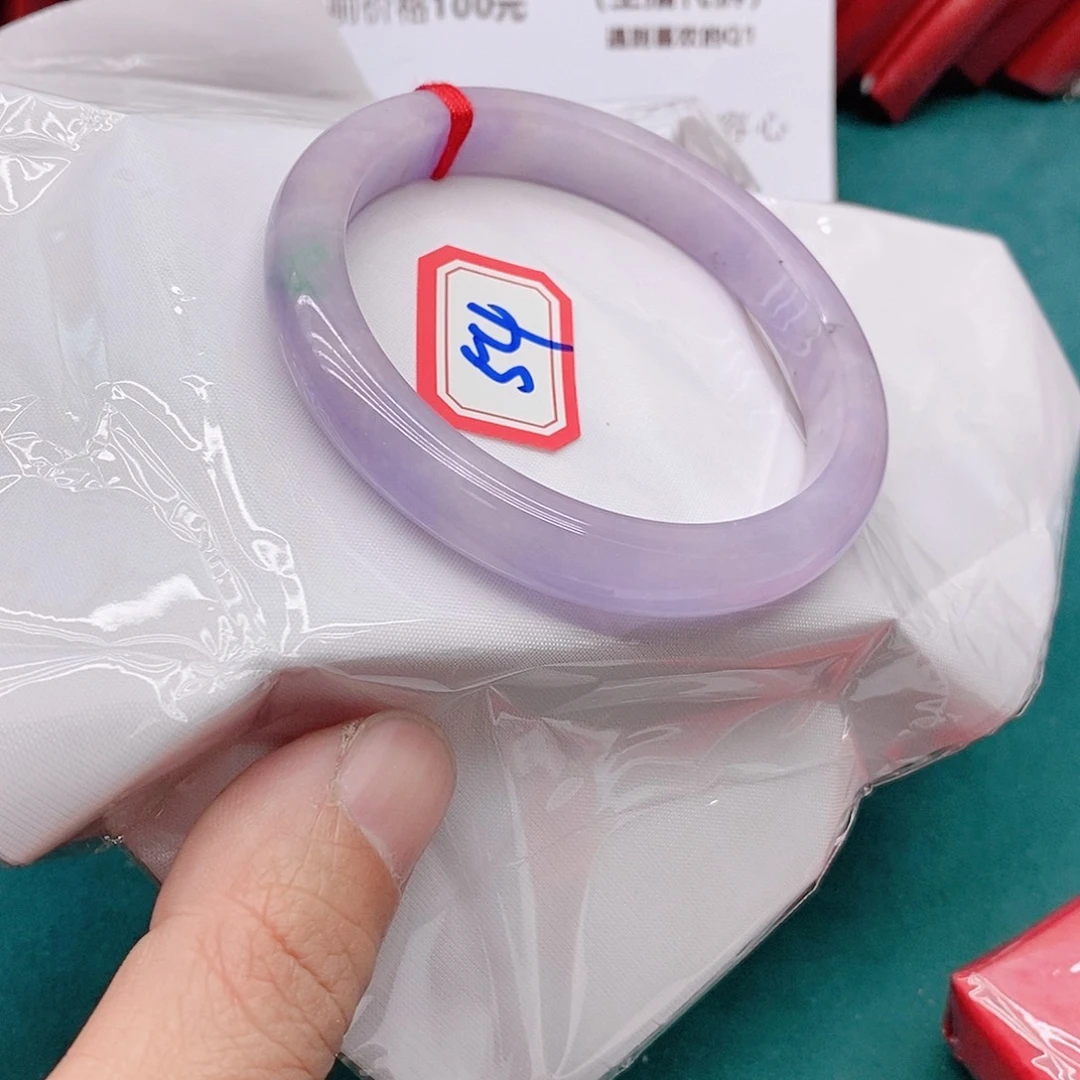 翡翠手镯未镶嵌?***?544444444