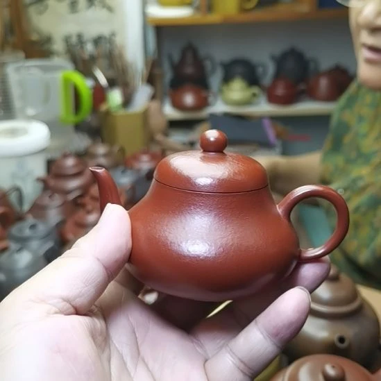 茶壶紫砂扬**航朱泥料，君德壶，160cc容量