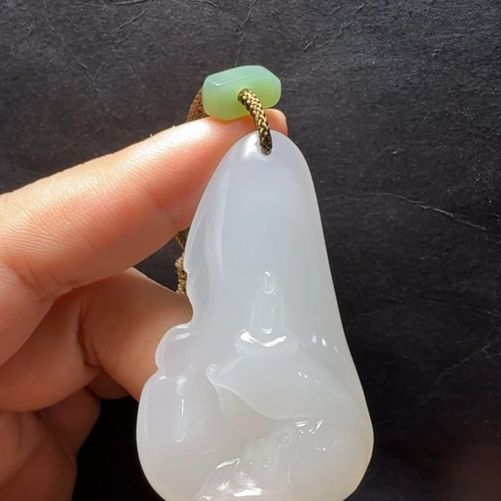 颈饰未镶嵌和田玉