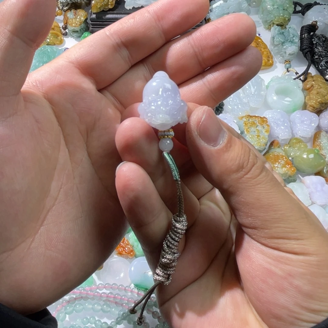 翡翠颈饰未镶嵌天然