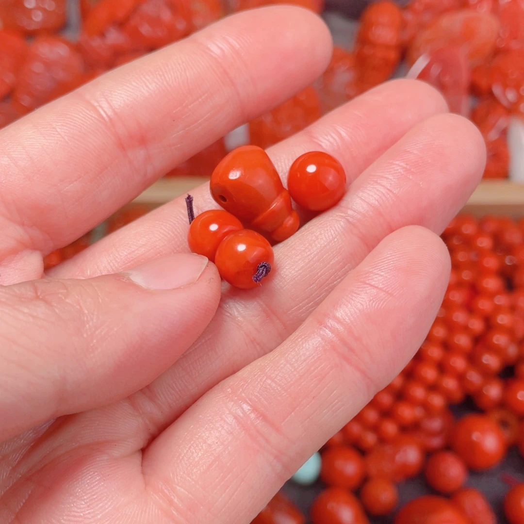 南红玛瑙吊坠(不含链)未镶嵌孙****?