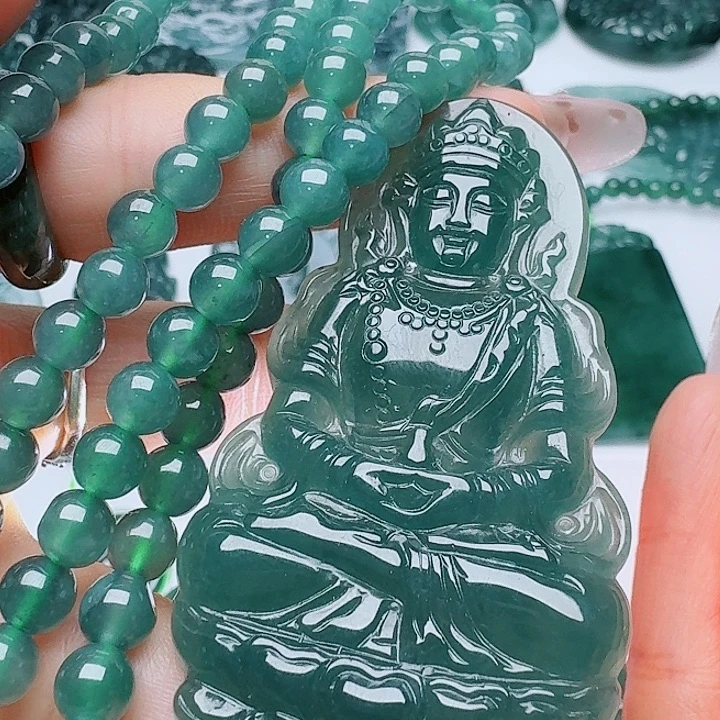 翡翠未镶嵌颈饰111