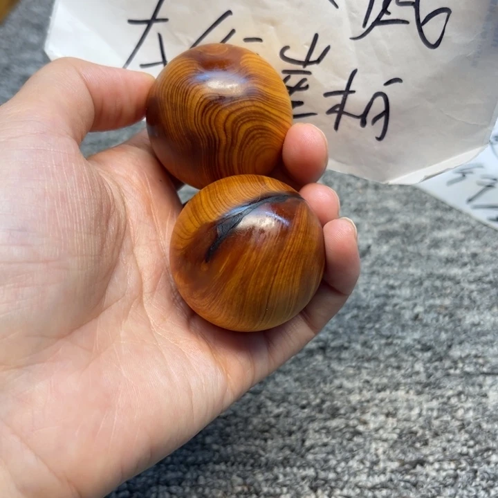 柏木（崖柏）瑕疵02