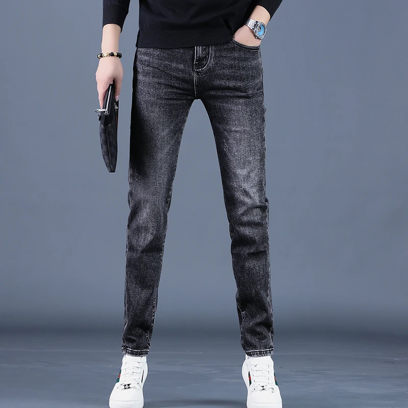 2025秋季弹力高端刺绣时尚牛仔裤男潮牌修身直筒休闲黑灰男士裤子