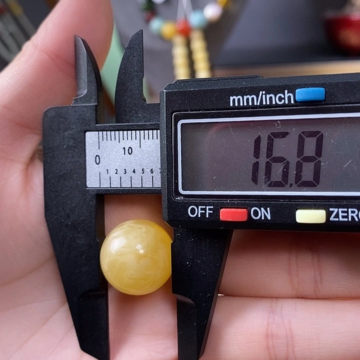 琥珀未镶嵌裸石圆珠